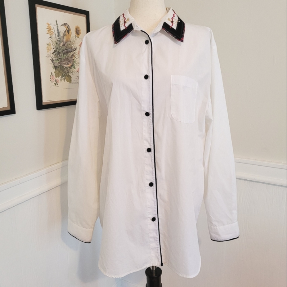 Vintage White Button Down Shirt with Black Trim